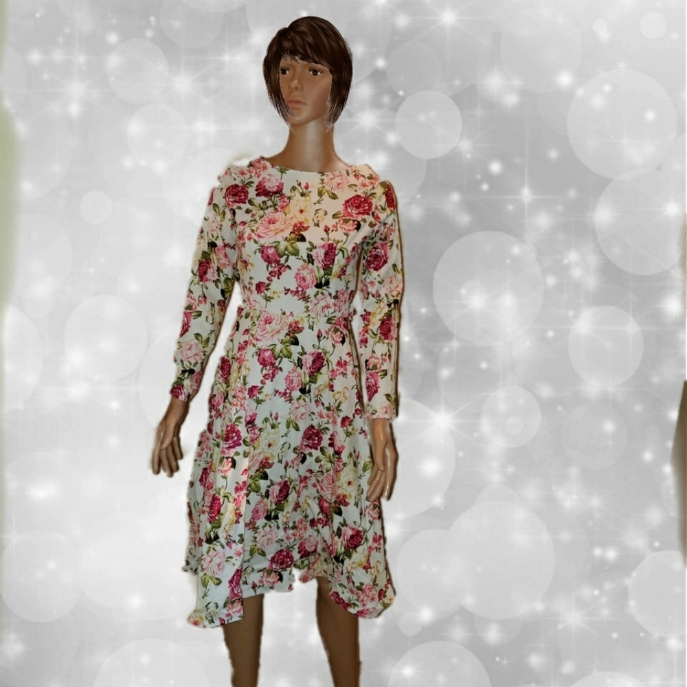 NWT Floral Dress - Picture 5 of 10